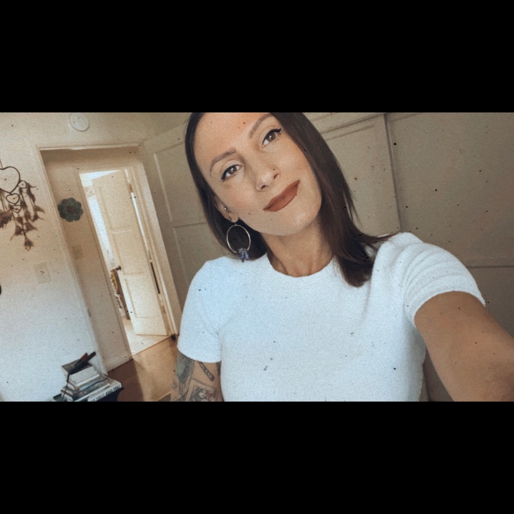 Meet your Posher, Lauren